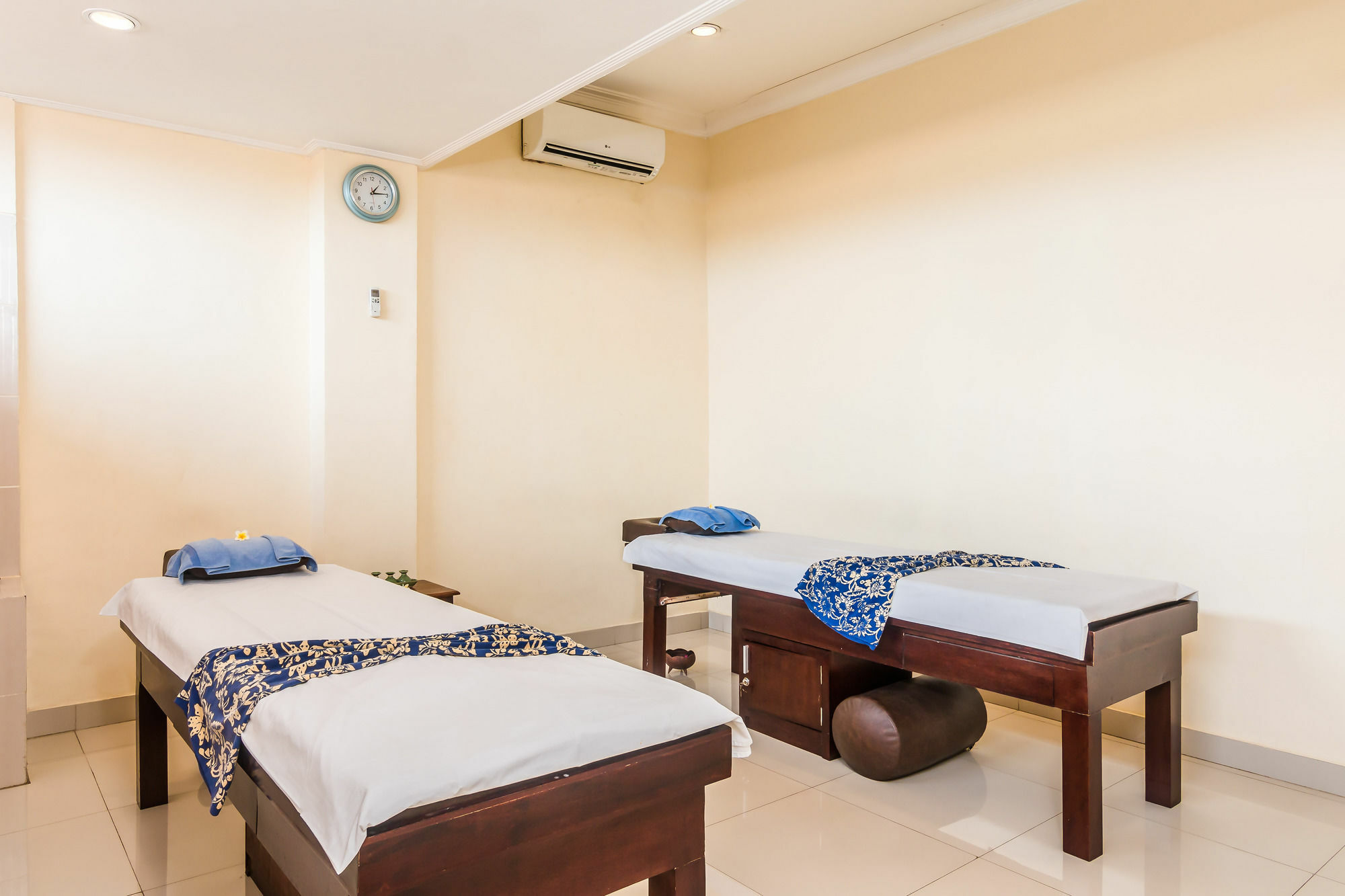 Zen Rooms Legian Melasti Kuta  Exterior photo