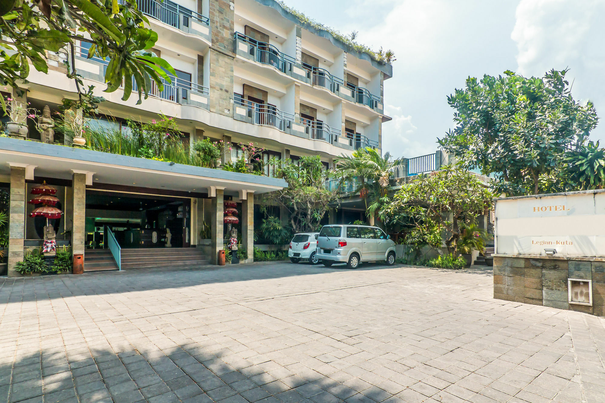 Zen Rooms Legian Melasti Kuta  Exterior photo